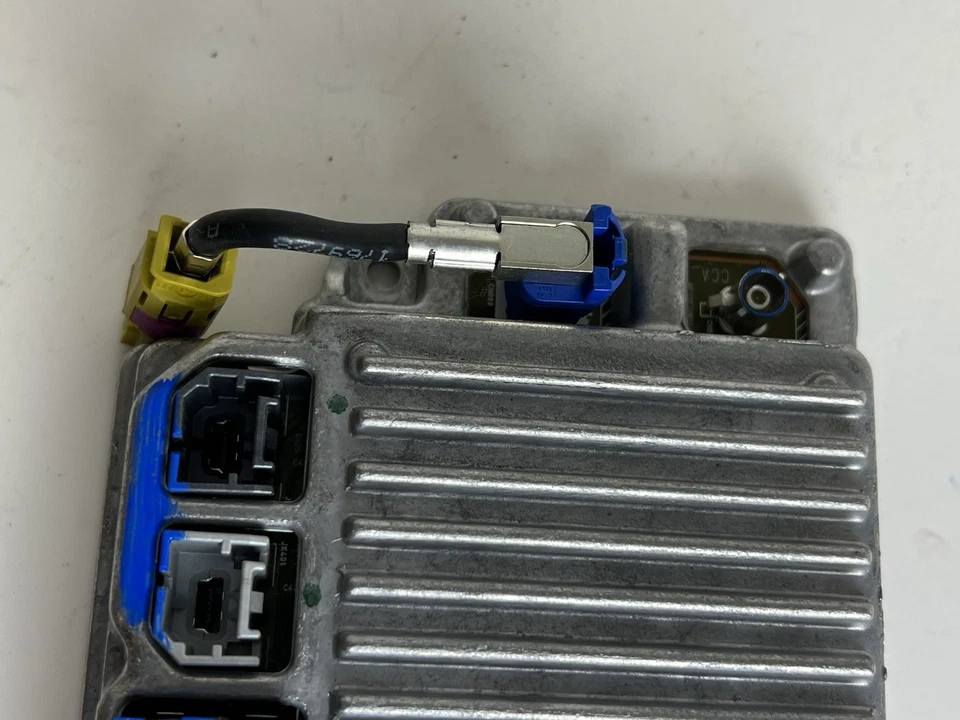 Ford Focus Sync 2017 módulo de control de radio HM5T-14G370-GCE fabricante original Foto 2 de 4