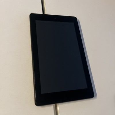 Amazon Fire HD 7. Generation 8 Zoll 16GB Fire OS SX034QT Tablet 