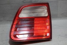 Rückleuchte Heckleuchte innen rechts 2108202464 Mercedes Benz W210 E320 Bj,98