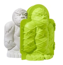 L.L. Bean Yeti Bigfoot Abominable Snow Man Sand Snow Ice Mold 18in Mint