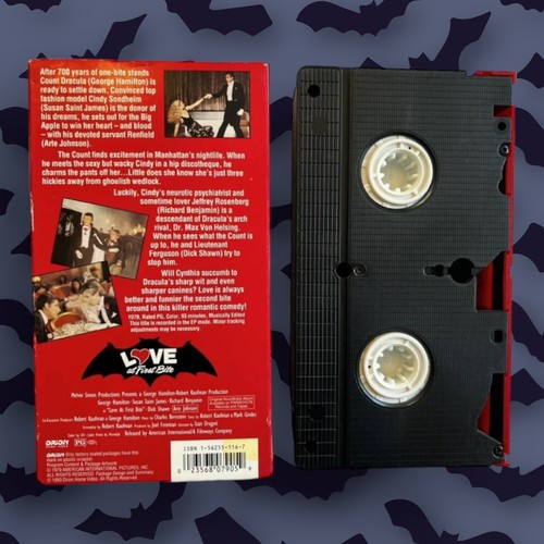Love at First Bite (VHS, 1993) George Hamilton Count Dracula 90’s - Picture 3 of 7