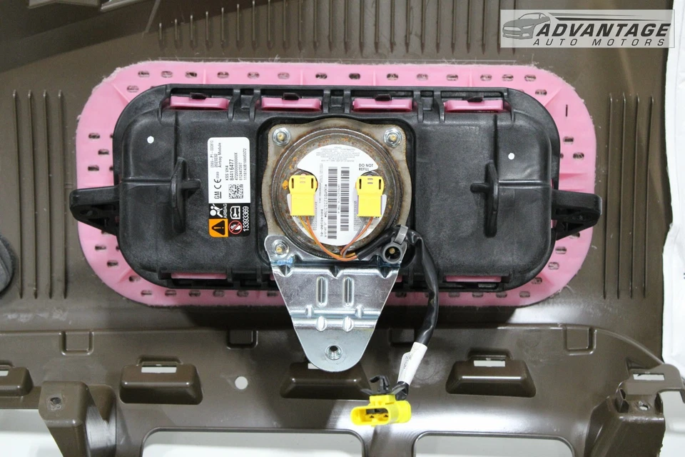 2018-2019 CHEVROLET TRAVERSE DASH INSTRUMENT PANEL COVER DASHBOARD OEM - Image 4 of 4