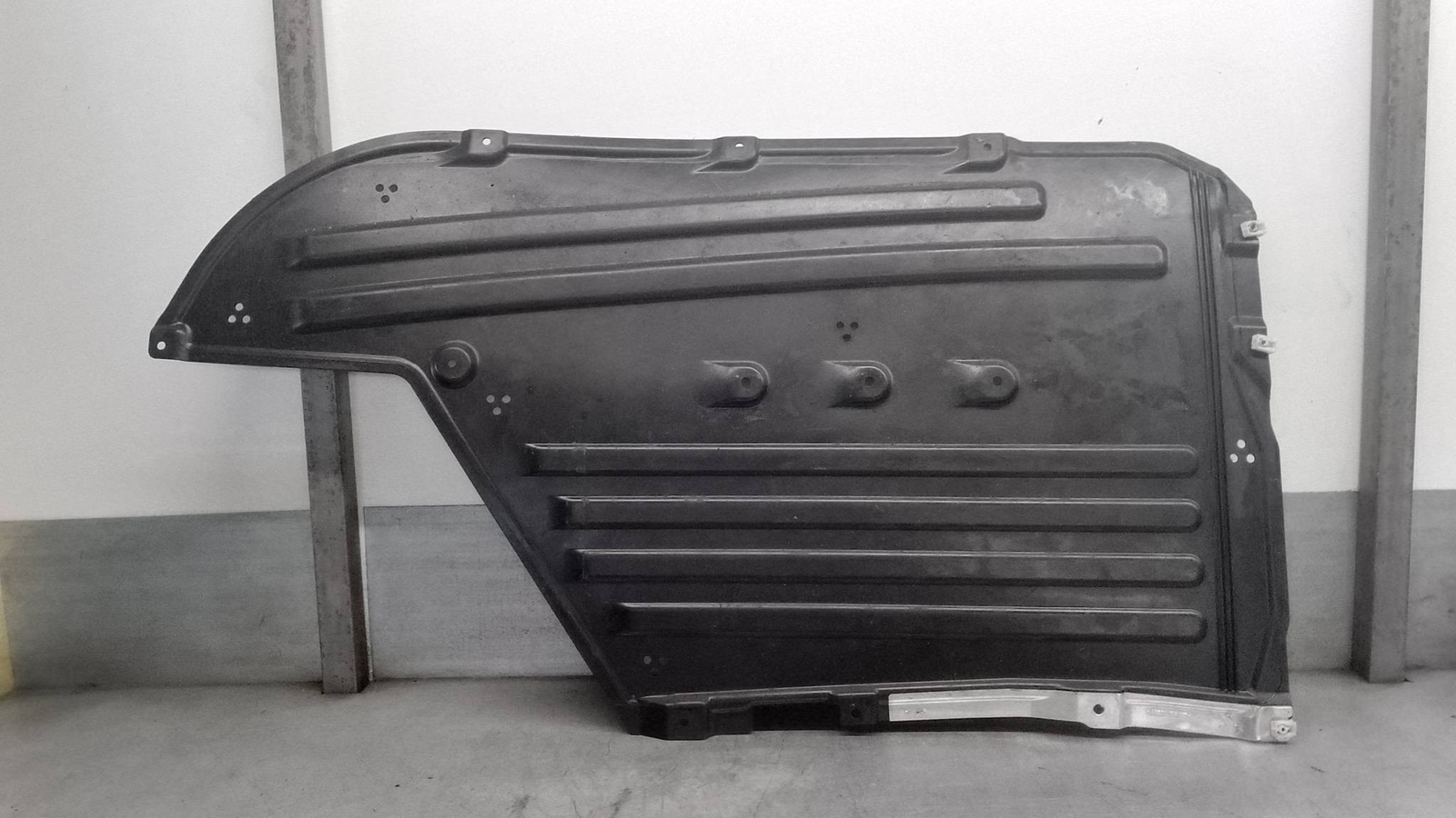 BMW 3 G20 REAR CENTER UNDERBODY COVER 51757340860 7340860 2020 