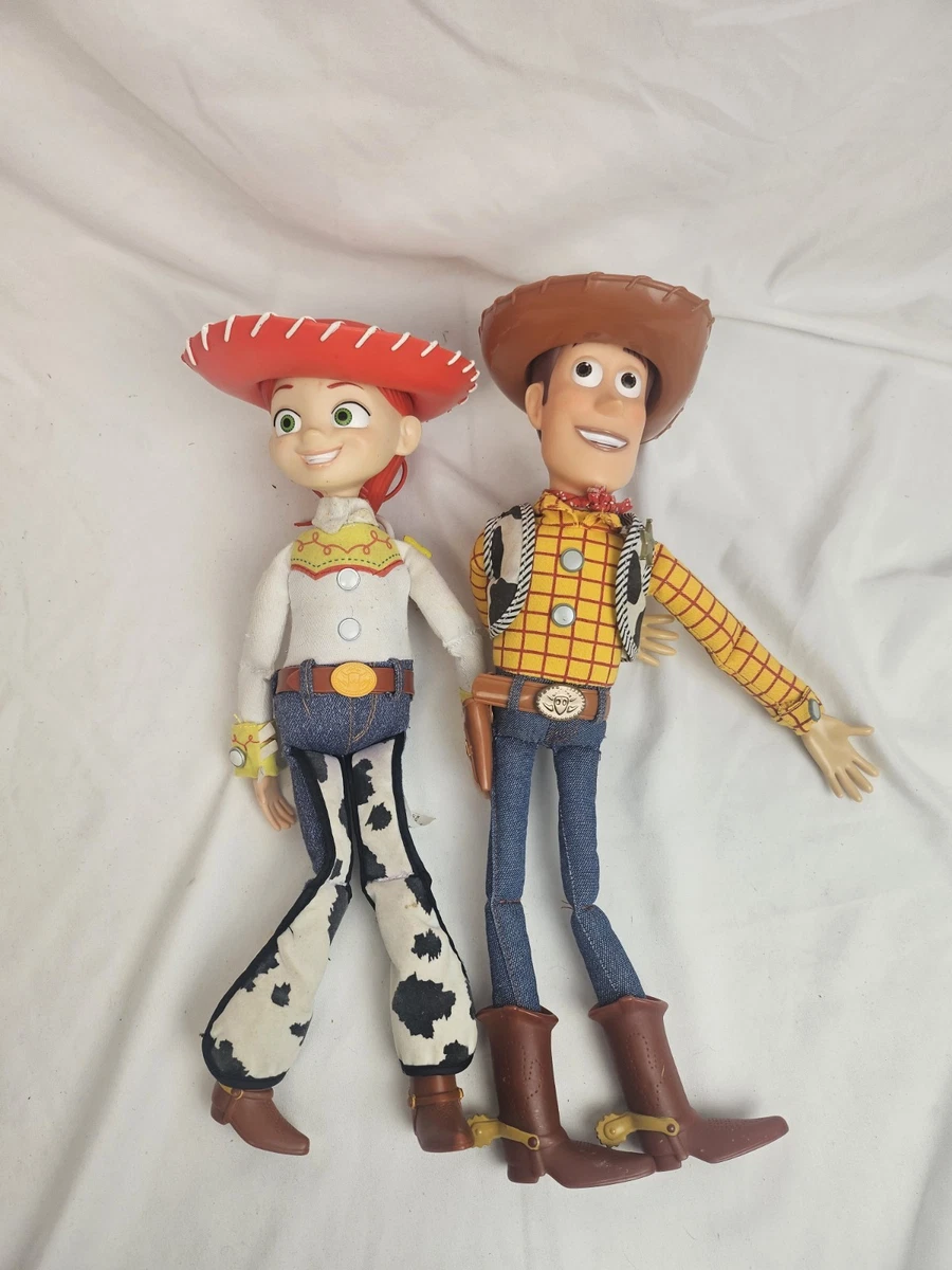 muñeco de toy story pelo rosa 7 SEXIEST Clothes Men Wear According To 10,000 Women! main image 1
