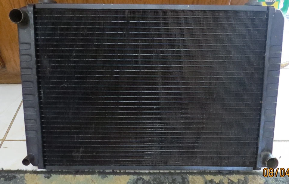 Radiador Triumph TR7 TR8 - Rimmer Brothers 3 filas 1975-1981 como nuevo Foto 2 de 2