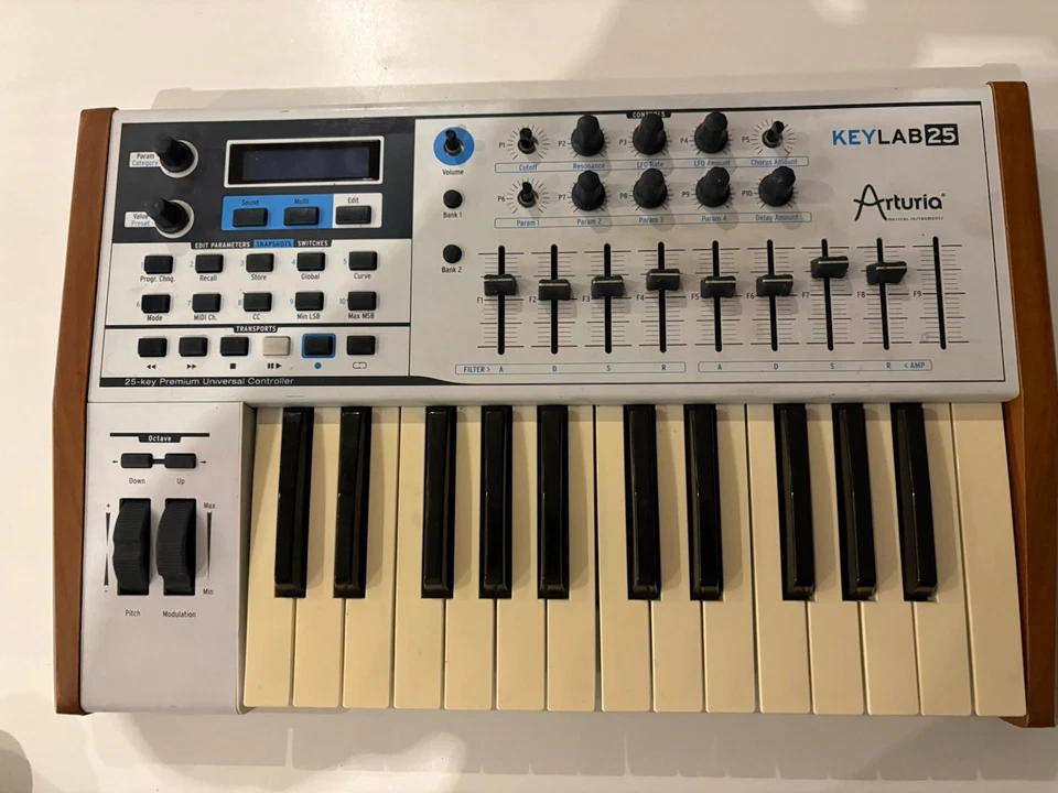 Arturia KeyLab Essential 3 88 Key Controller - White