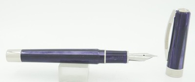 Visconti Voyager Purple Pearl & Chrome Fountain Pen - Fine Nib - New in Box
