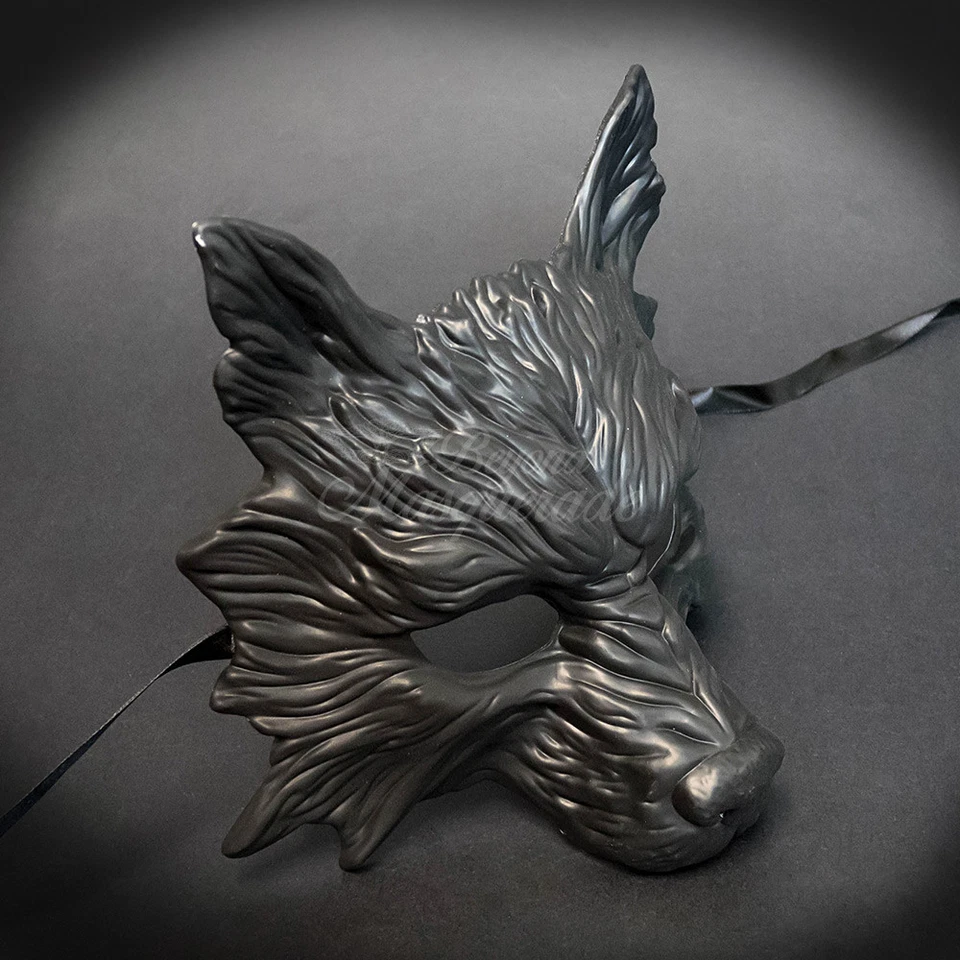 Máscara de lobo humilde, hambriento y aterrador todo negro máscara de resina unisex  Foto 2 de 4