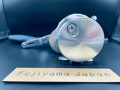 Shimano 20 OCEA JIGGER 4000HG Right Handle Gear Ratio 5.1 785g