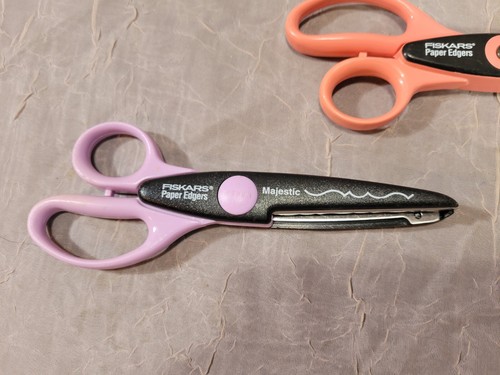 Fiskars & Bycin Paper Edgers Scissors Holiday Crafters Lot Scrapbooking LOT 5 - Picture 5 of 7