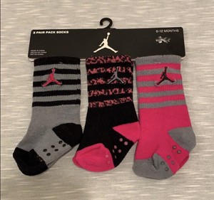 pink jordan socks
