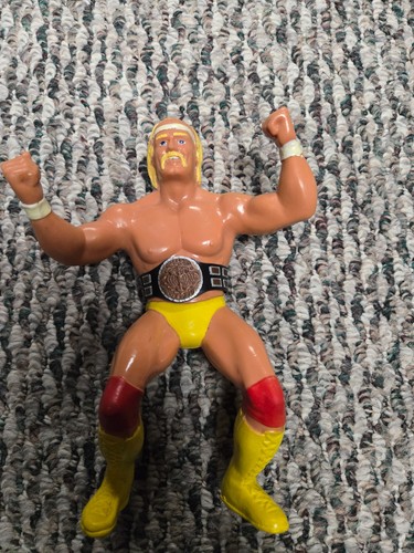 Hulk Hogan WWF LJN Wrestling Figure With Belt Very...