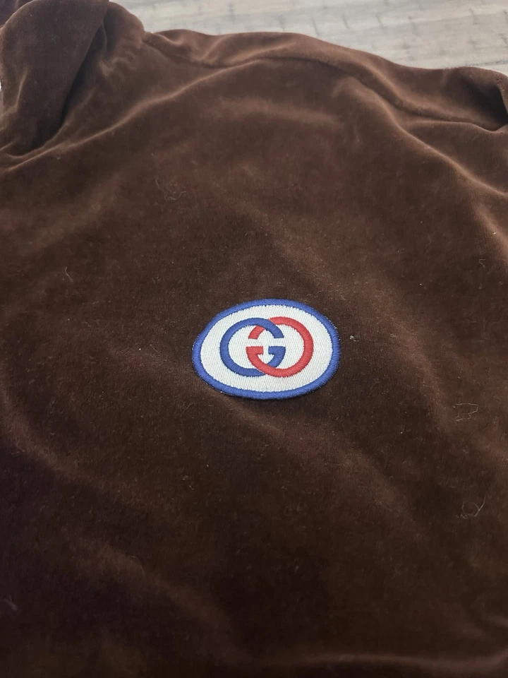 Chaqueta de terciopelo Gucci talla pequeña de gran tamaño Foto 3 de 4