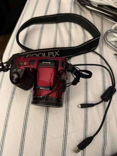 Nikon coolpik L810 Red edition • EUR 149,00 - FR