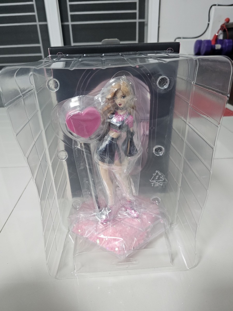 Rose' blackpink Figure Limited Edition | eBay