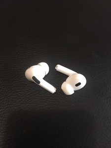 Apple AirPods Pro (2nd generation)