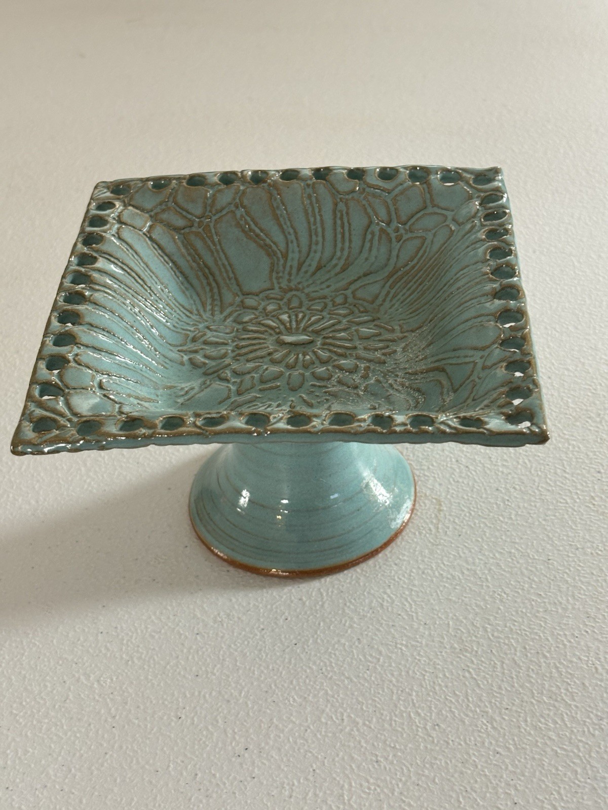 Tracy Shea Signed Ceramic Jewelry Stand – Handcrafted Pedestal Trinket Tray
