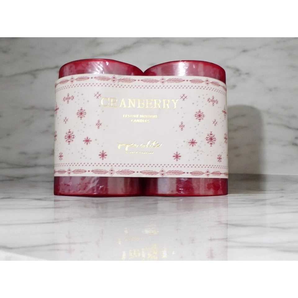 Paquete de velas de pilar de arándano Paper White Candle Co. de (2) 4" perfumadas Foto 3 de 4