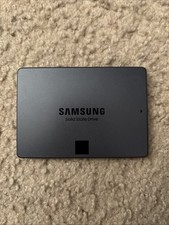 Samsung 870 QVO Series 2TB 2.5'' SATA V-NAND Internal SSD MZ-77Q2T0