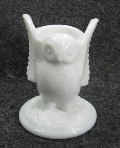 Westmoreland Baby Owl Milk Glass Toothpick Holder Vintage VGC