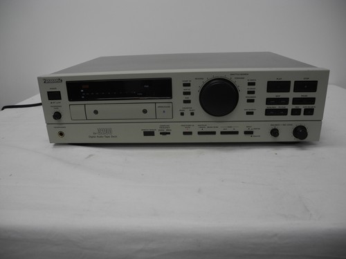 PANSONIC SV-3200 DIGITAL AUDIO TAPE DECK ANALOG & DIGITAL INPUT & SHUTTLE SEARCH