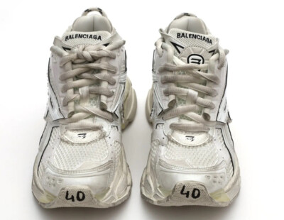 Balenciaga Runner Mens Sneakers Size 40-US 7 in White | eBay Balenciaga Runner Mens Sneakers Size 40-US 7 in White | eBay