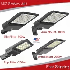 LED Parking Lot Lights 200W 300W Module Street Pole fixture Shoebox Area Light