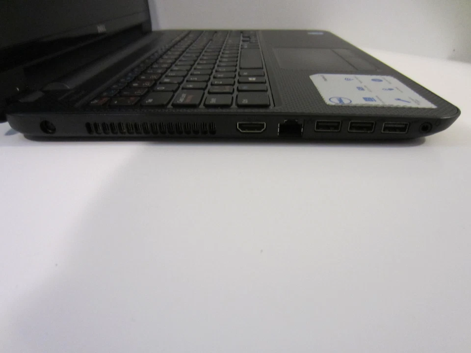 Dell Inspiron 15 3537 15.6" Intel i3-4010U 1.7GHz HDMI Touchscreen AS-IS Repair - Image 4 of 4