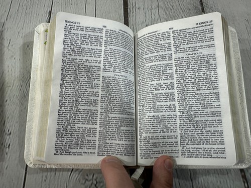 Bride's Bible KJV White Genuine Leather Thomas Nelson Publishing 75WS Decorated - Picture 8 of 11