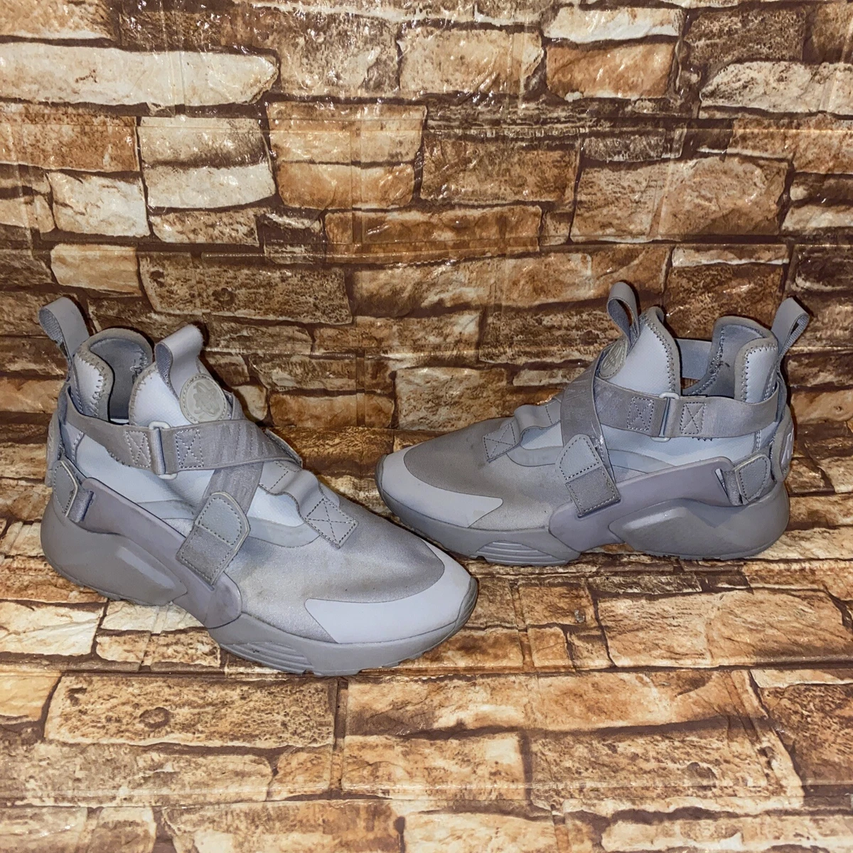 Nike Huarache City GS Lifestyle Shoes Wolf Grey AJ6662 002 6 Y 7.5 W 5 M