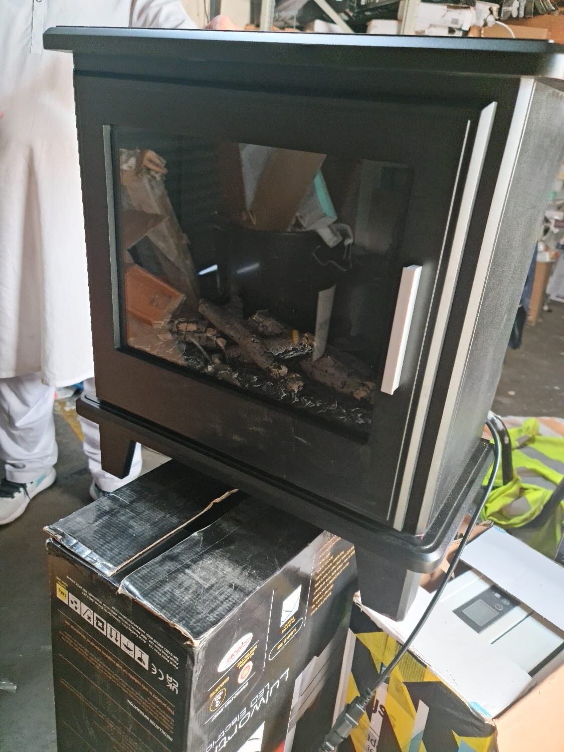 Picture 3 of 5