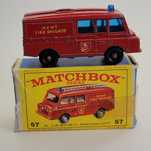 Matchbox Lesney No. 57 Kent Brigade Fire Truck w/ Box Missing Ladder Lot # 6485b - Picture 9 of 11