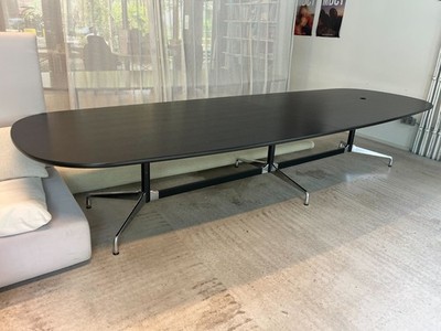 Eames Segmented Table schwarz   Vitra Konferenztisch   Designklassiker