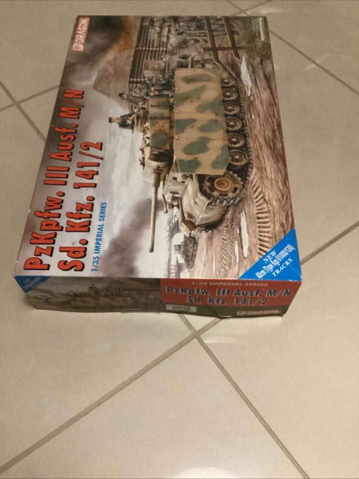 DRAGON 9015-PzKpfw.III Australia.M/N Sd. Kfz.141/2-scala 1:35 - Immagine 2 di 4