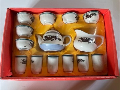 Vintage ''DR. Tee'' Teeservice mit handbemaltem Drachen blau chinesischem Porzellan versiegelt