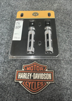 OEM HARLEY-DAVIDSON 2018+ SOFTAIL  SWITCHBACK RIDER FOOT PEGS 50502577