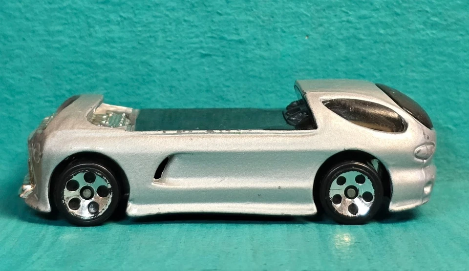 Hot Wheels Deora II 1999 Mattel Malasia Diecast Surfboard Car 02 Foto 2 de 4