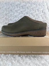 Earth ETKOLIA Women’s Comfort Round Toe Casual Slip-on Clogs 9.5M Shoes GREEN