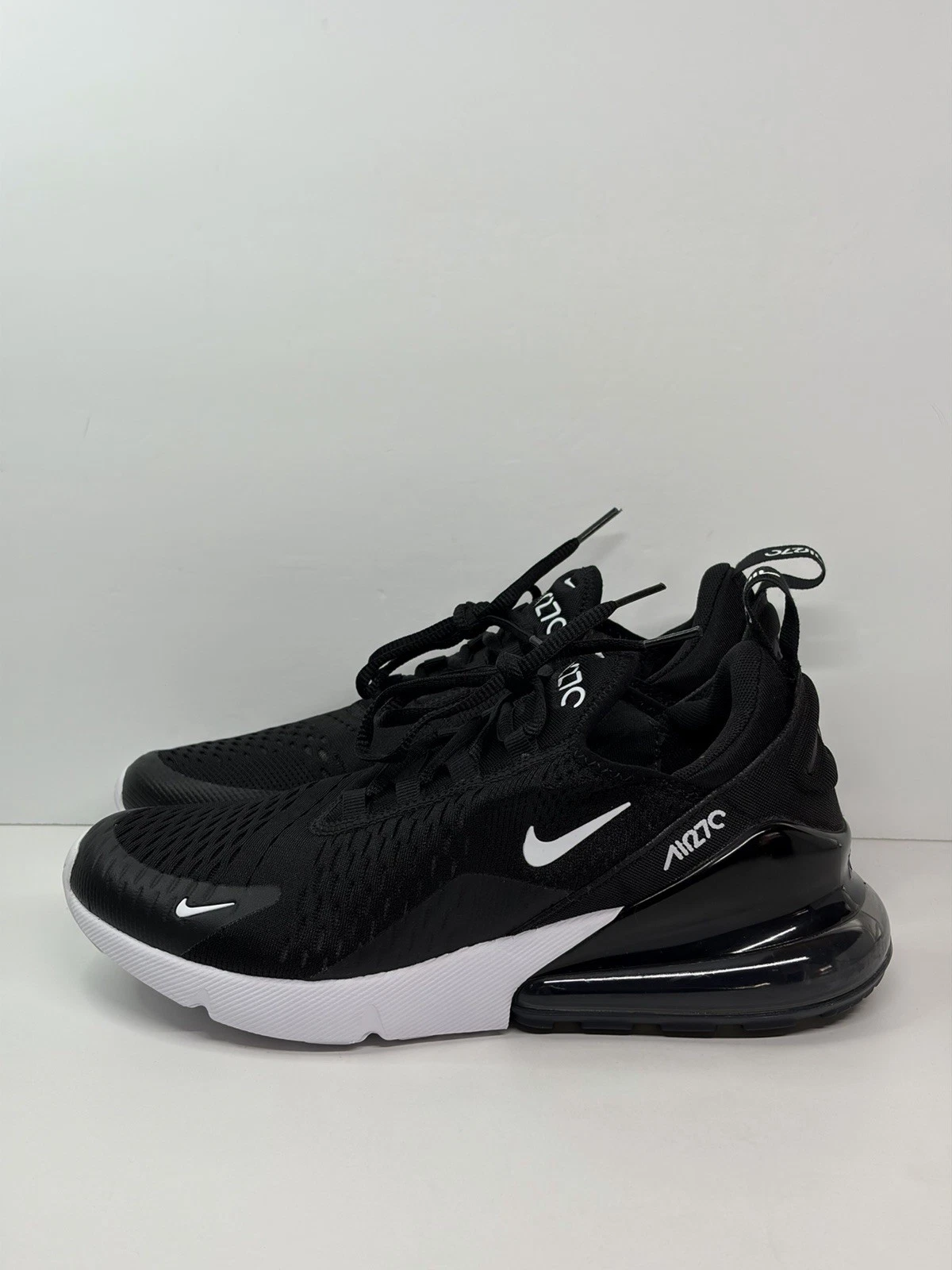 Nike Air Max 270 Black White Women 7.5 - 10.5 Workout Running Shoe AH6789-001