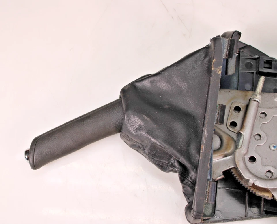 Subaru WRX STI E 2015-2019 manija de freno freno freno de estacionamiento freno eléctrico Foto 3 de 4