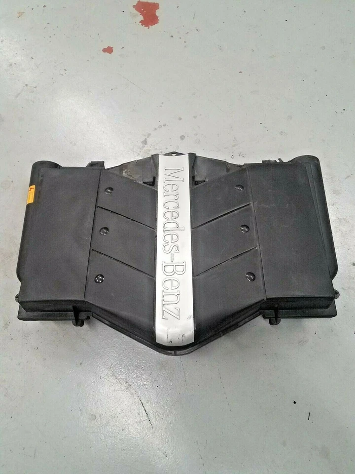 Caja de filtro de filtro de aire Mercedes C320 C240 S430 S500 2001-2005 1120901501 OEM Foto 2 de 4