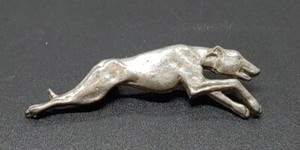 METAL SILVER PEWTER ITALIAN GREYHOUND WHIPPET DOG PIN BROOCH Signed MERLIN