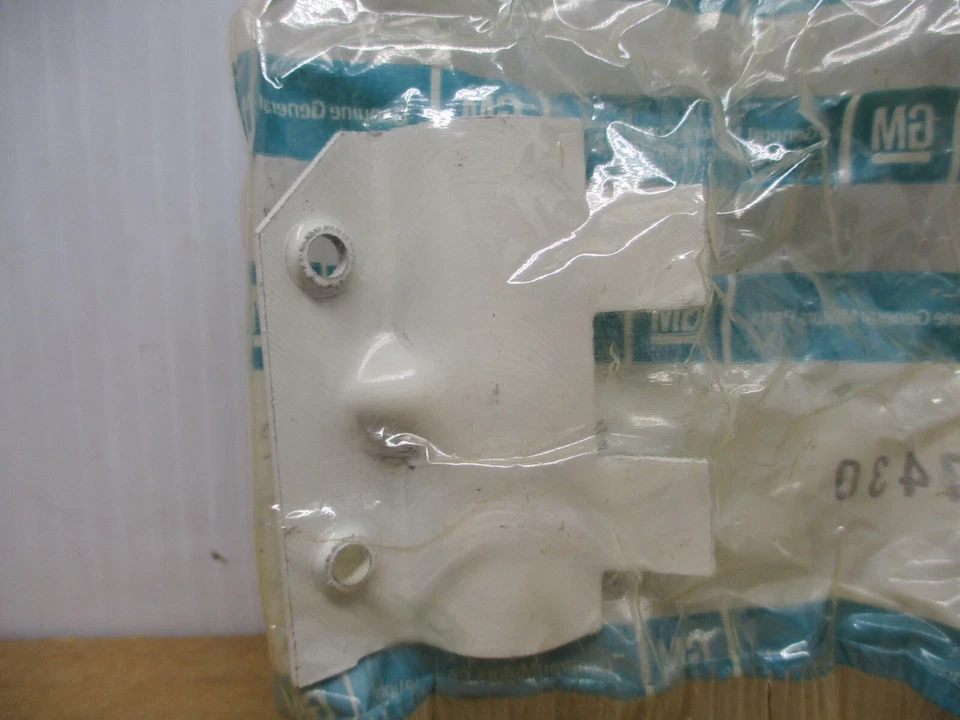 Abrazadera de espejo retrovisor GM 14007430 genuina OEM Chevrolet G10 G15 G20 G30 G35 Van Foto 3 de 3