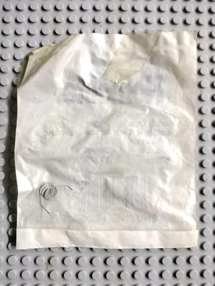 OEM GENUINE NOS GREEN MACHINE 07775 PAWL RETURN SPRING MODEL 2600 2800 3000 - Image 2 of 2