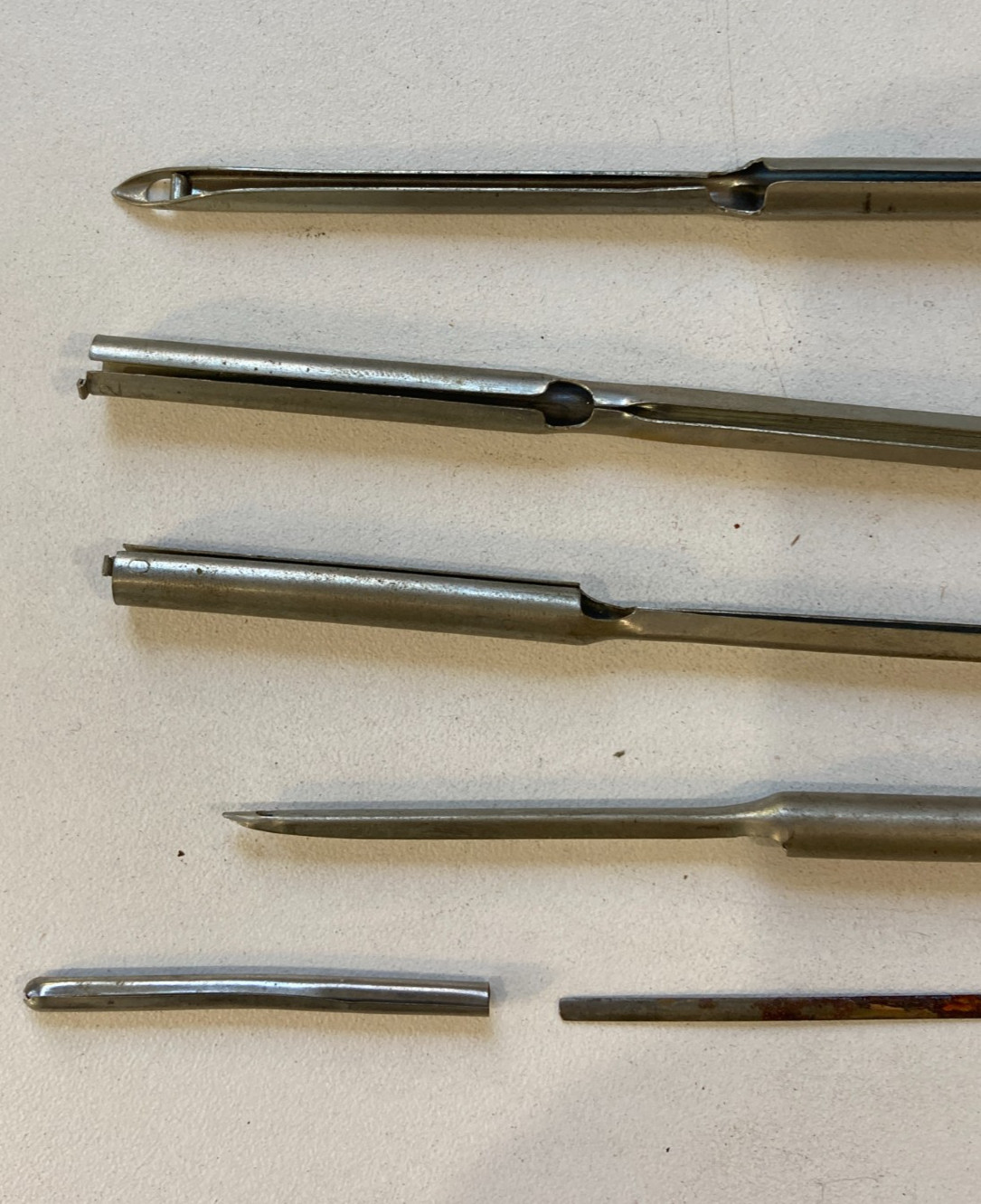 Columbia DeLuxe Needle No  1690 Rug Needles Hand Hooking