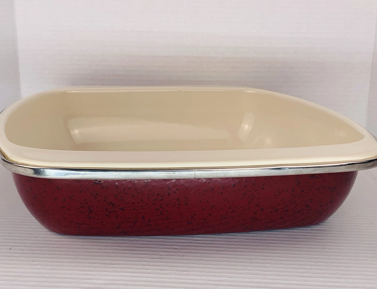 Paula Dean 14x17 Enamel Baking Casserole Dish Lasagna Italian Cookware
Opens in a new window or tab