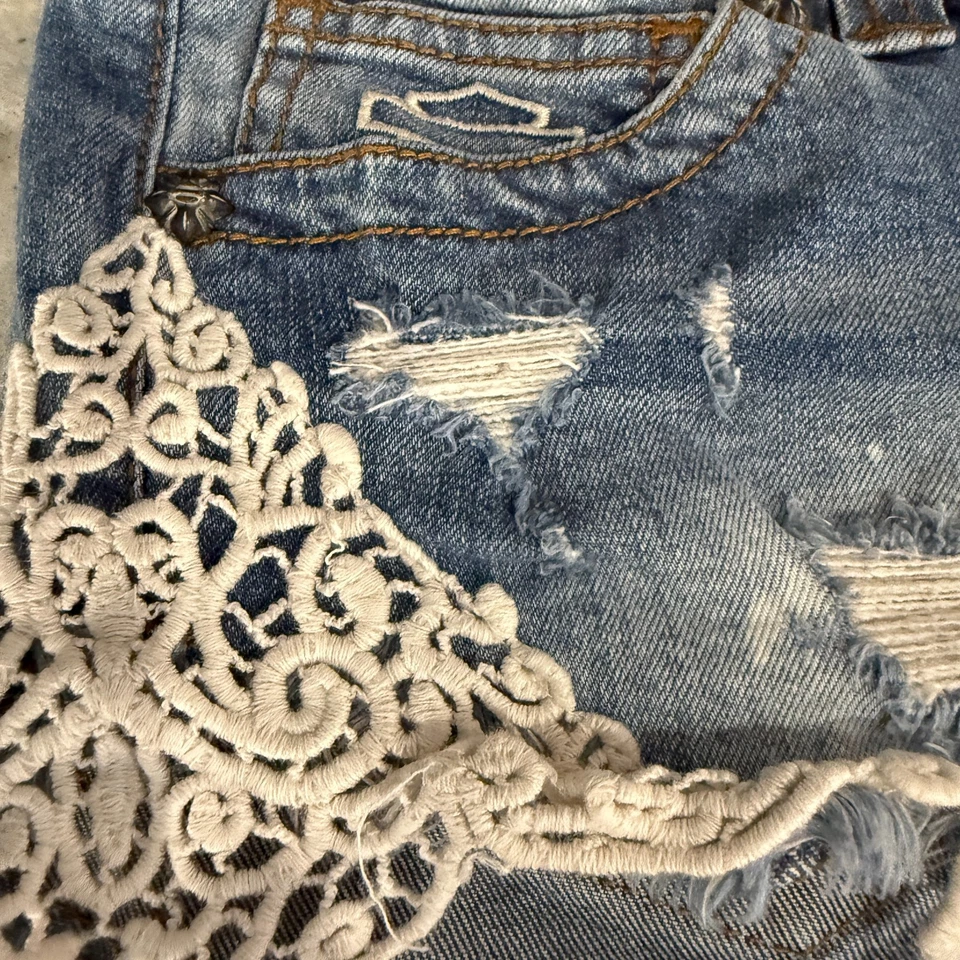 Harley Davidson Biker Booty Jean Denim Shorts Lace Distressed Studs Y2K Sz 4 Low - Image 4 of 4