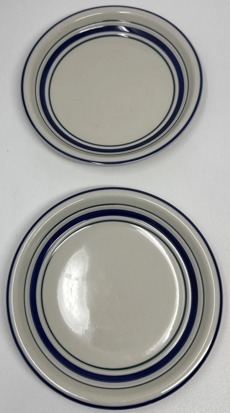 Set Of 2 Tienshan Country Crock Blue Green Bands Salad Plates 7 3/4