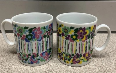 Royal Crown Arnart Guaguin Ceramic Cups 33-878 Pair Floral Art Vibrant Small