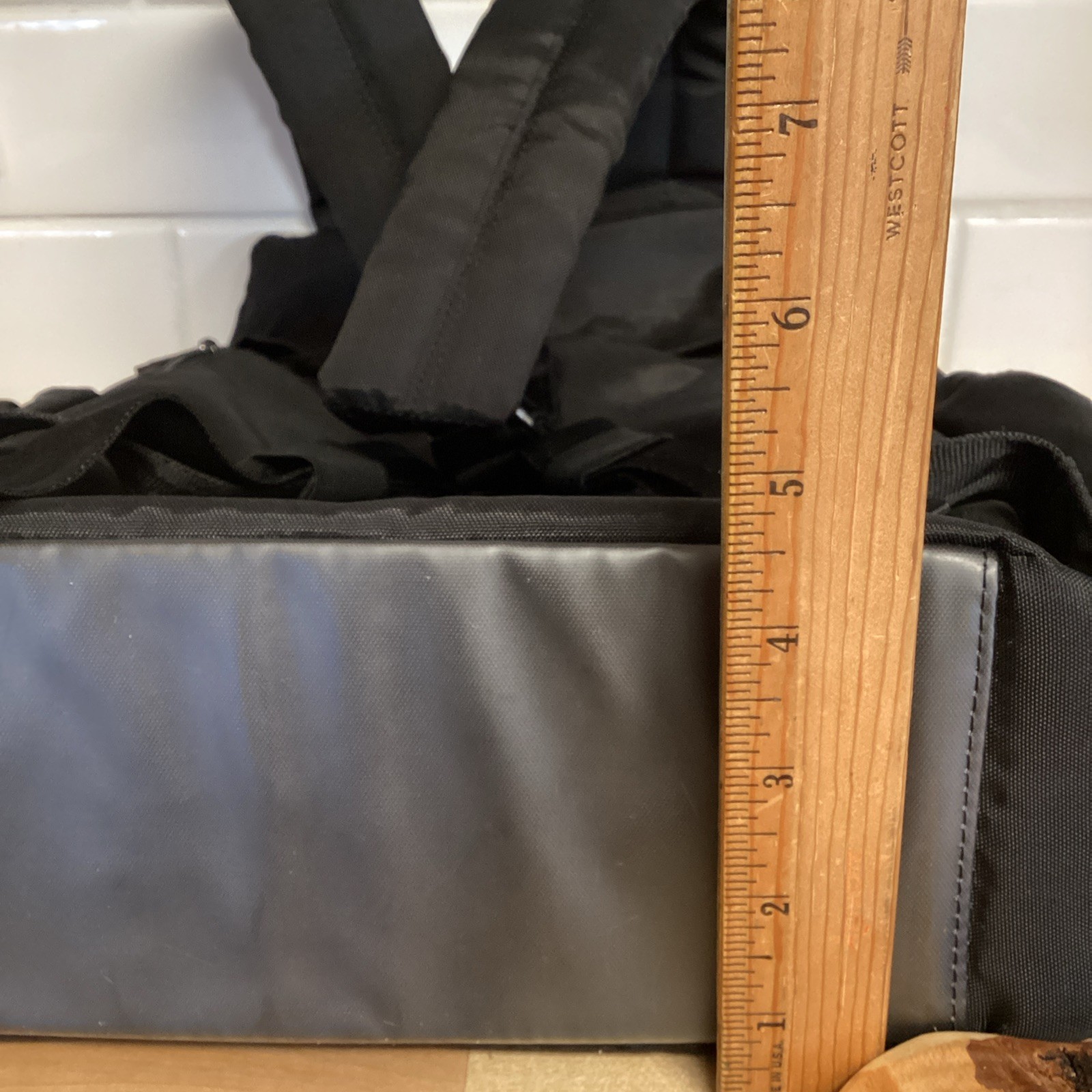 Lug Infinity Hatchback Backpack Brushed Black Tra… - image 15